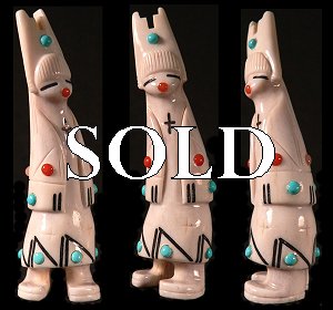 Zuni Spirits proudly presents fine Zuni fetish carvings from a variety of Zuni's premier artisans!   CLICK ME for more views & description!