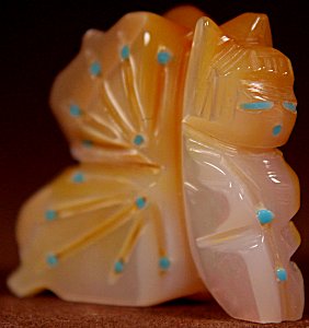 Zuni Spirits is proud to represent a variety of Zuni fetish carvers, including Dannette Laate!