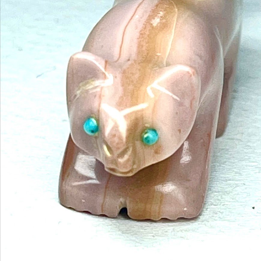 Zuni Spirits is proud to represent a variety of Zuni fetish carvers, including Vernon Lunasee & Prudencia Quam!