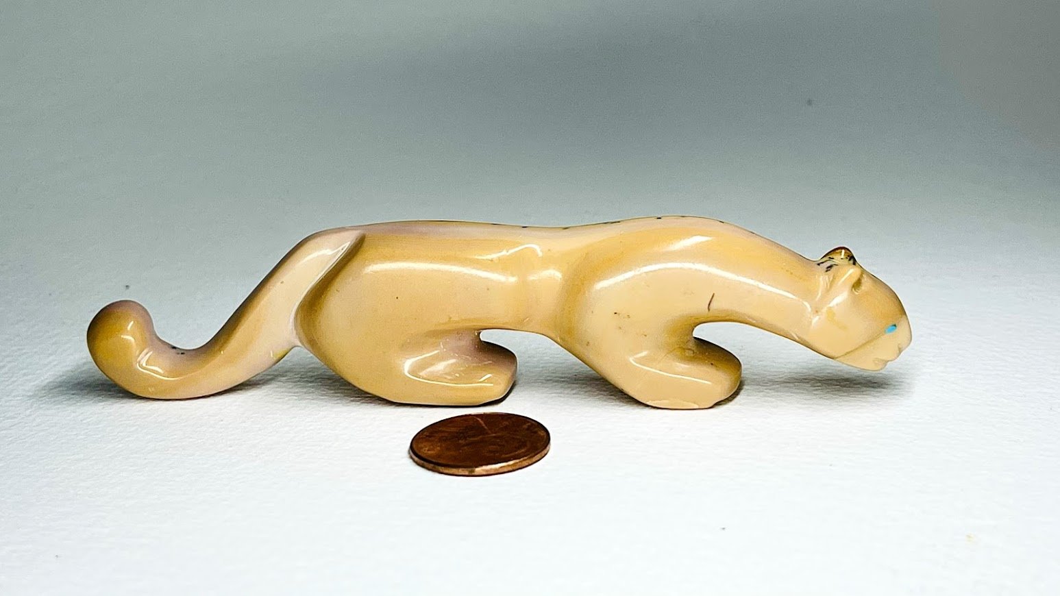 Zuni Spirits is proud to represent a variety of Zuni fetish carvers, including Prudencia Quam!