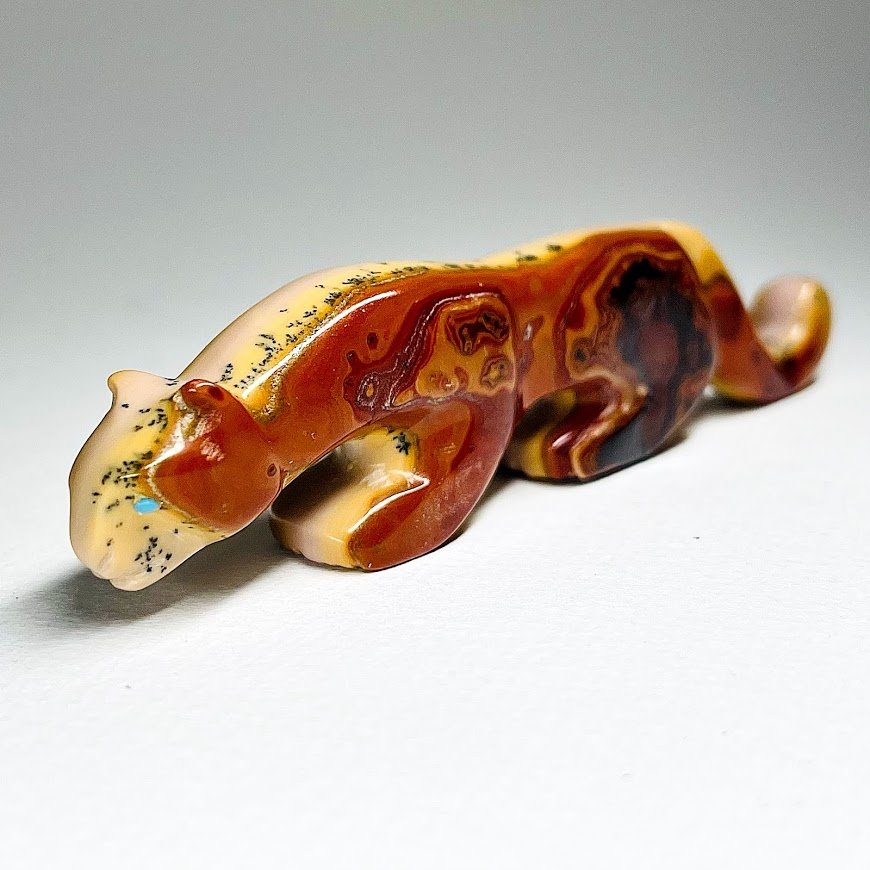 Zuni Spirits is proud to represent a variety of Zuni fetish carvers, including Prudencia Quam!