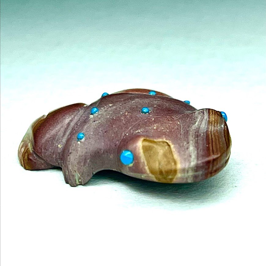 Zuni Spirits is proud to represent a variety of Zuni fetish carvers, including Vernon Lunasee & Prudencia Quam!