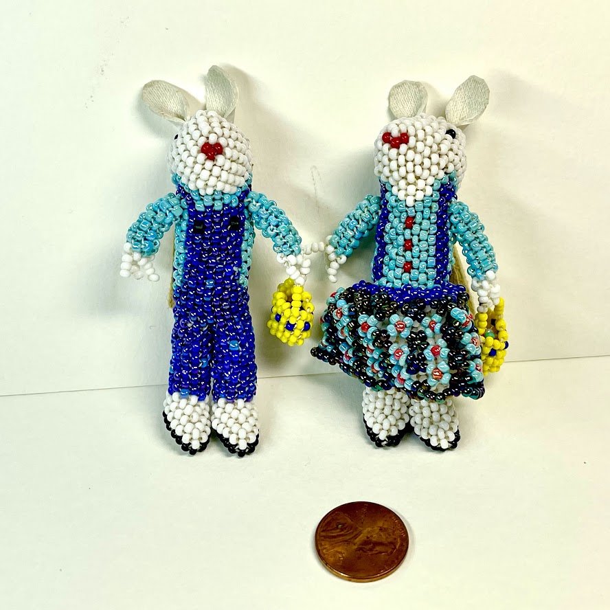 Zuni Spirits is proud to represent a variety of Zuni artists, including Elizabeth Leekya Vacit!